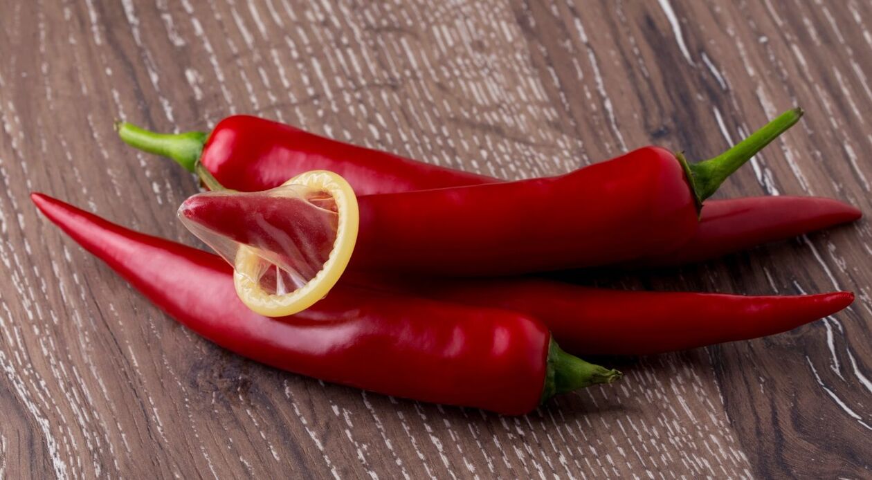 Chili peppers increase testosterone levels in the male body and increase strength